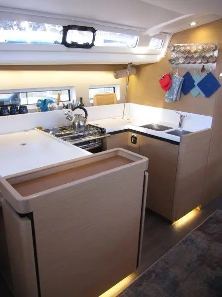 2021 Jeanneau sun odyssey 440