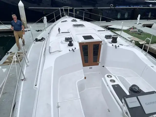 Catalina 386