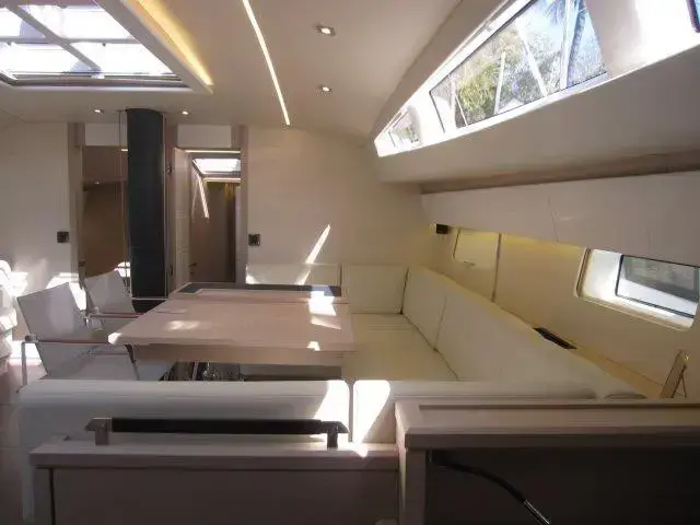 Jeanneau Yacht 65