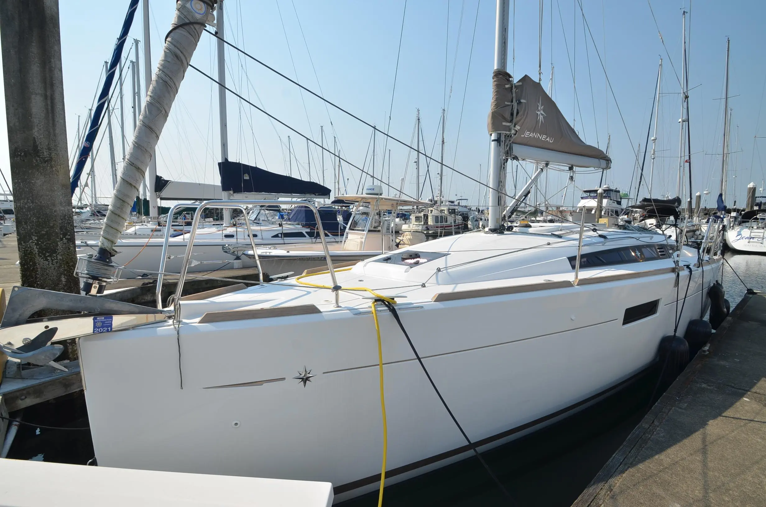 2016 Jeanneau sun odyssey 349