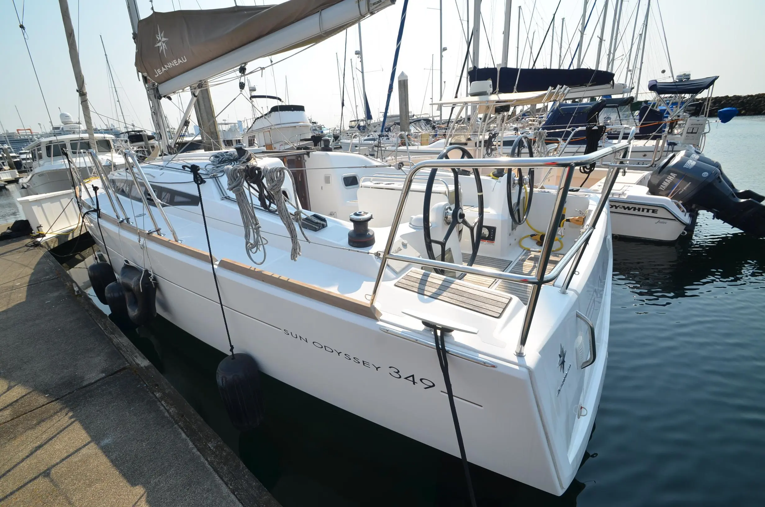 2016 Jeanneau sun odyssey 349