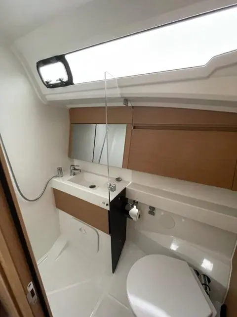 2020 Jeanneau sun odyssey 410