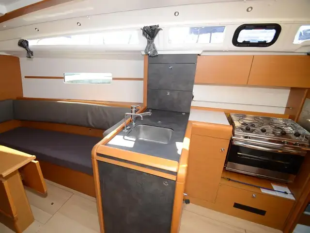 Jeanneau Sun Odyssey 349