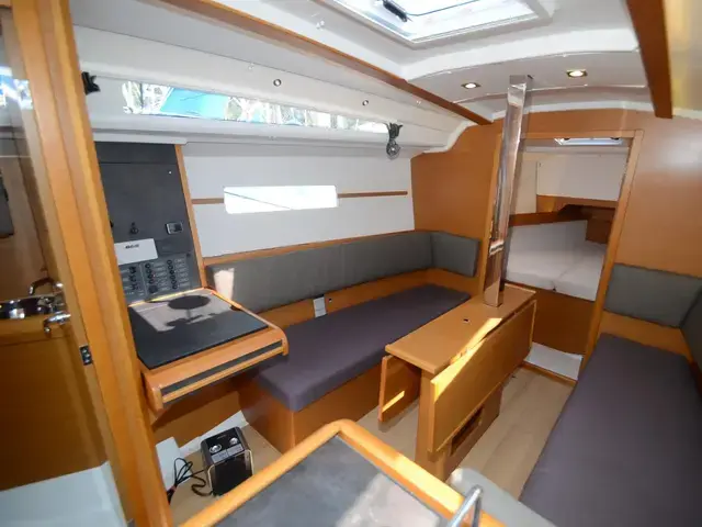 Jeanneau Sun Odyssey 349