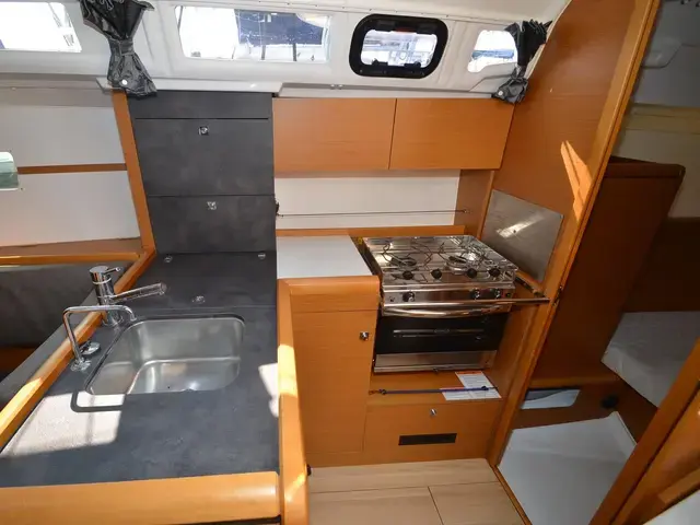 Jeanneau Sun Odyssey 349