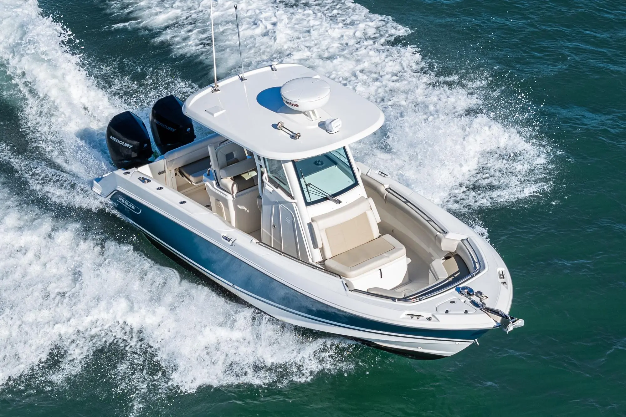 2021 Boston Whaler 250 outrage