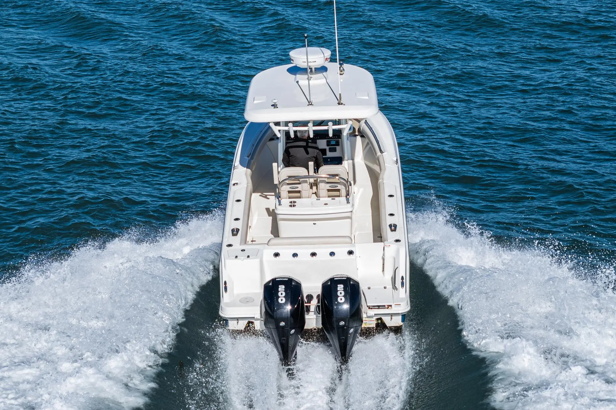 2021 Boston Whaler 250 outrage