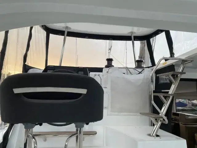 Lagoon 42