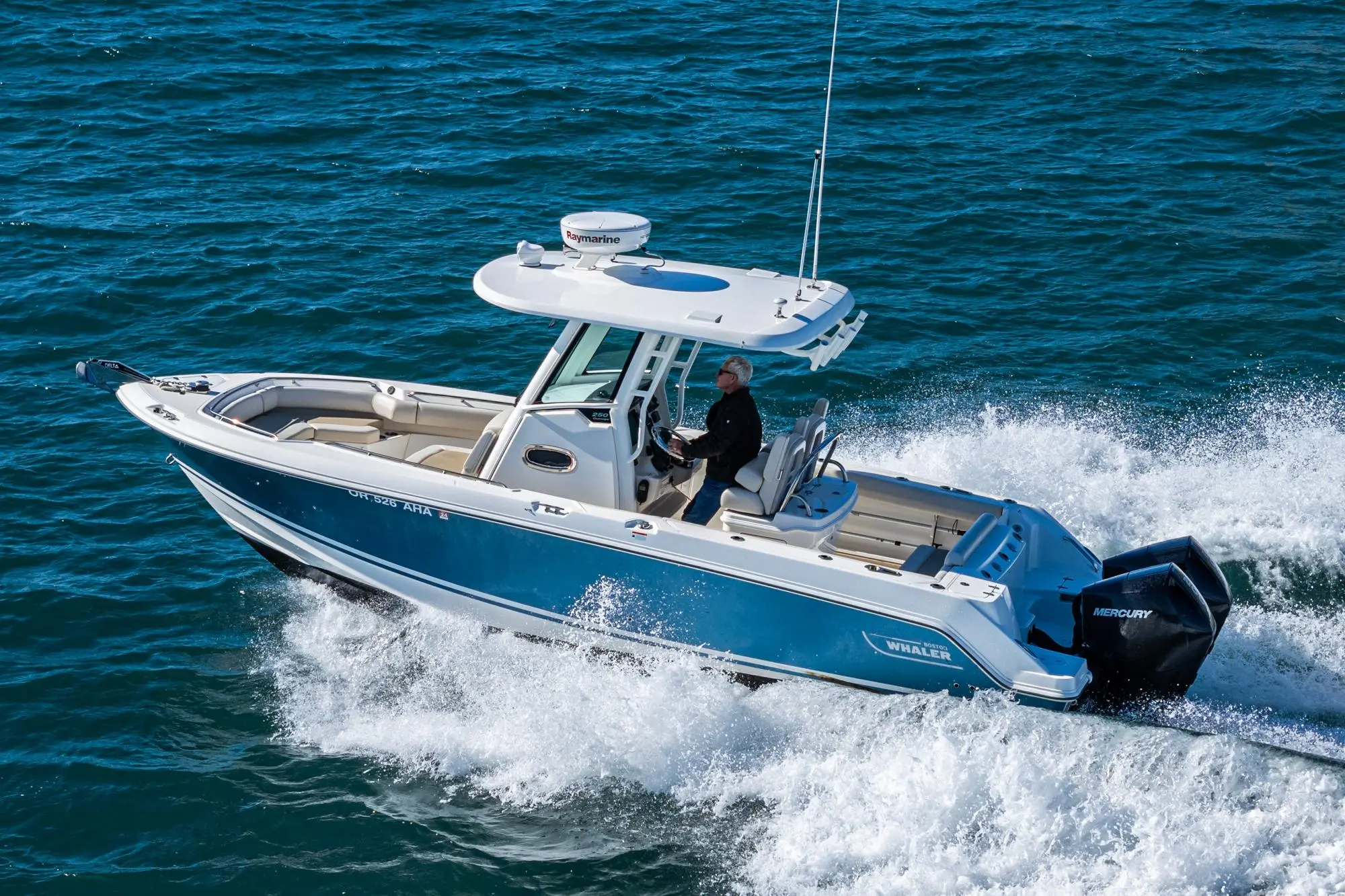 2021 Boston Whaler 250 outrage