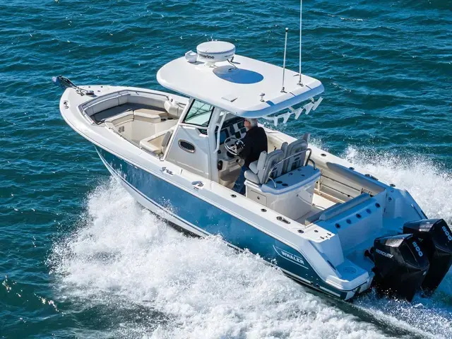 Boston Whaler 250 Outrage