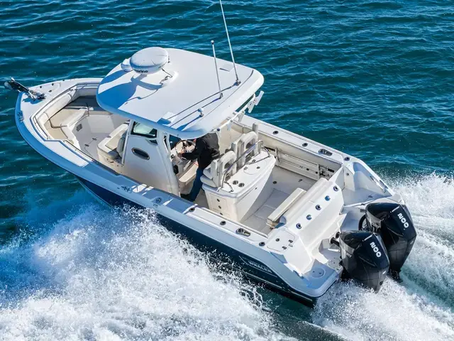 Boston Whaler 250 Outrage