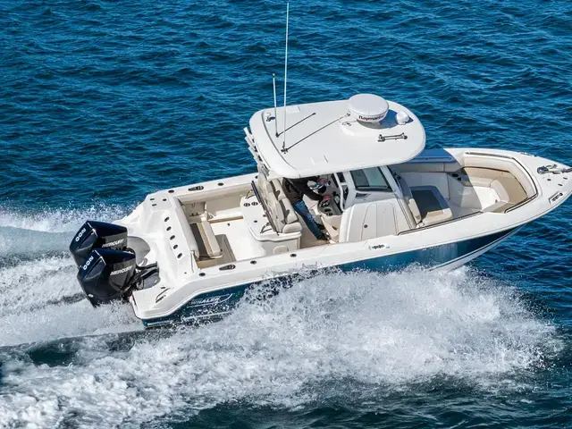 Boston Whaler 250 Outrage