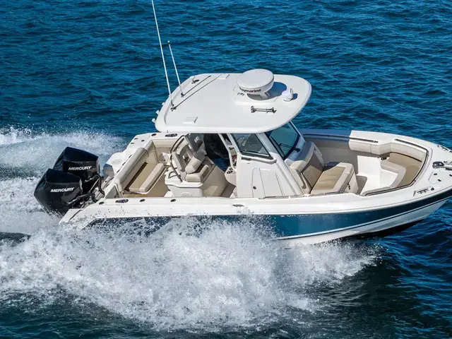 Boston Whaler 250 Outrage