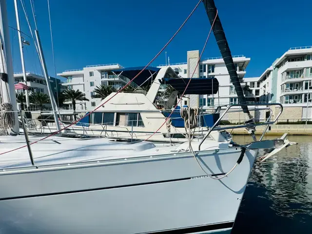 Beneteau Oceanis Clipper 393