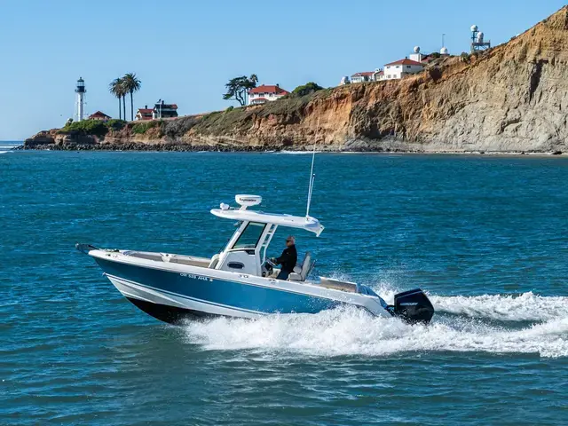 Boston Whaler 250 Outrage