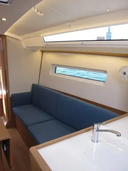 2025 Jeanneau sun odyssey 350