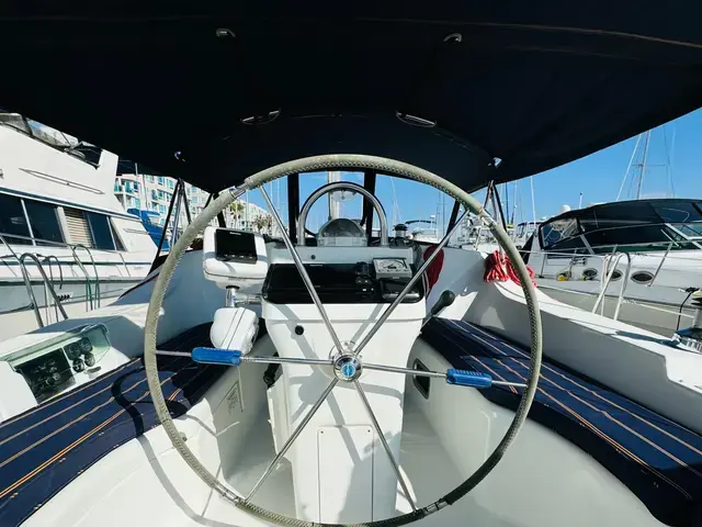 Beneteau Oceanis Clipper 393