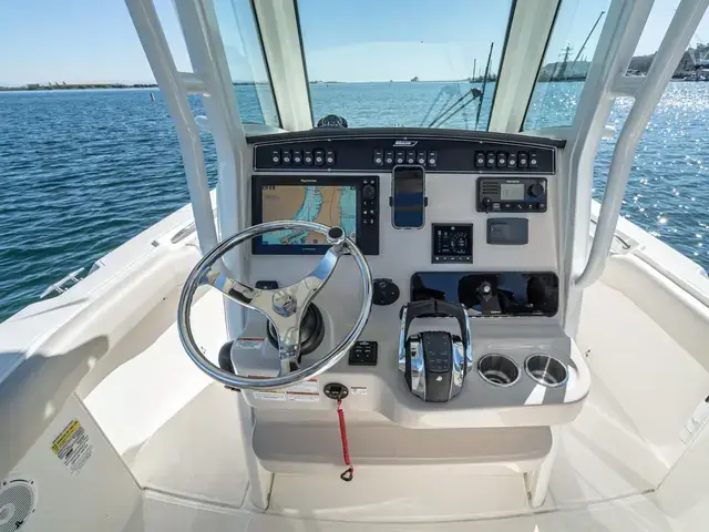 Boston Whaler 250 Outrage