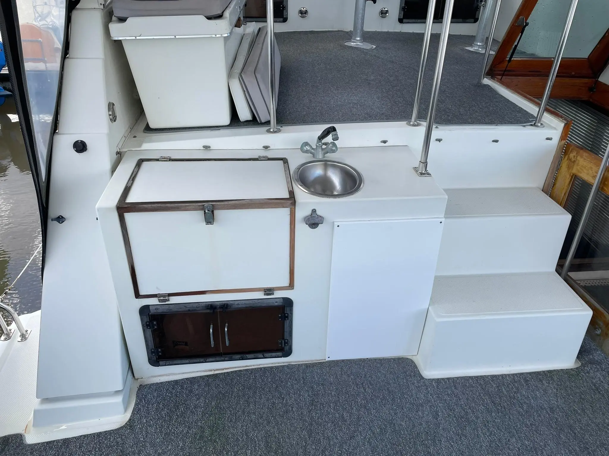 1991 Cooper prowler aft cabin