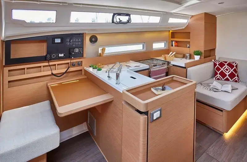 2024 Jeanneau sun odyssey 410