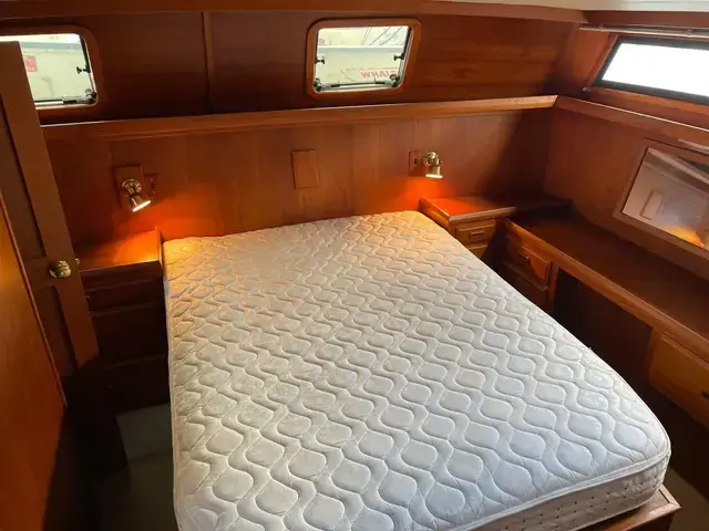 Cooper PROWLER AFT CABIN