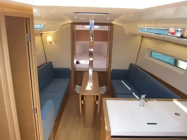 Jeanneau Sun Odyssey 350