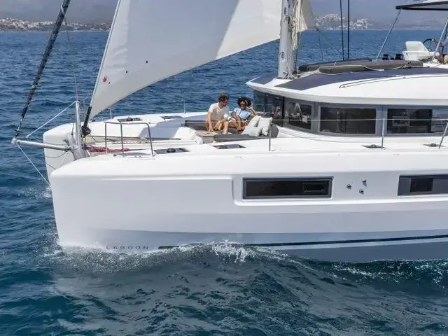 Lagoon 51