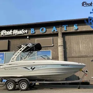 2022 Crownline 220 SS SURF