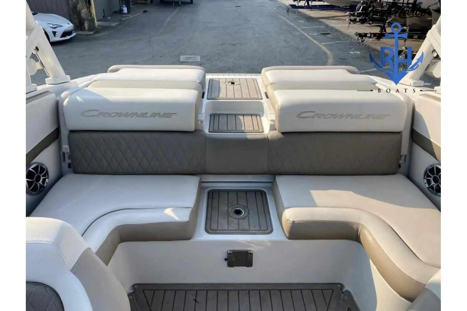 2022 Crownline 220 ss surf