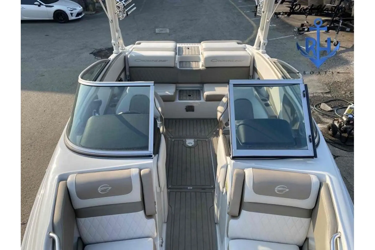 2022 Crownline 220 ss surf