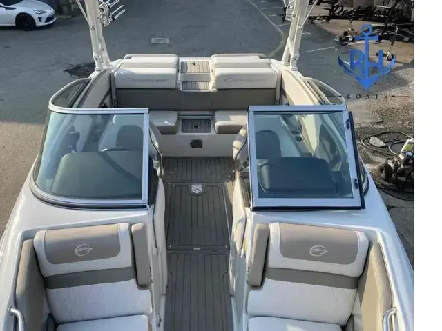 Crownline 220 SS SURF