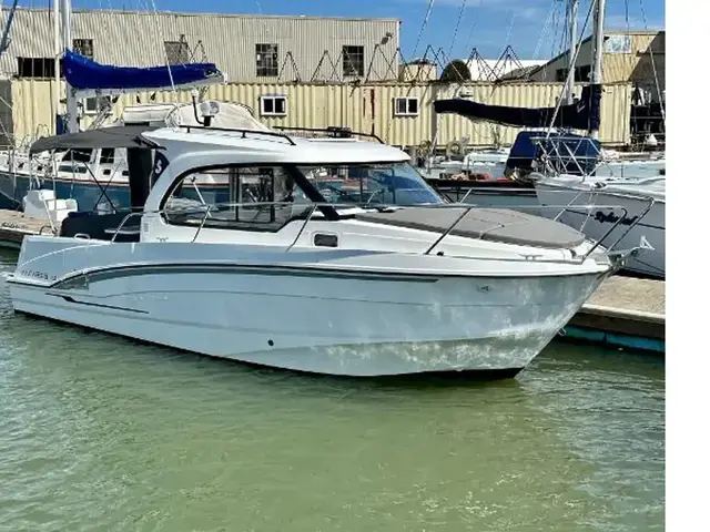 Beneteau Antares 8 V2 Cruising