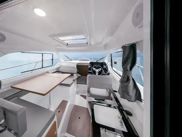 Beneteau Antares 8.8