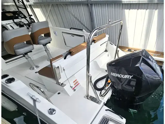 Beneteau Flyer 7 Spacedeck