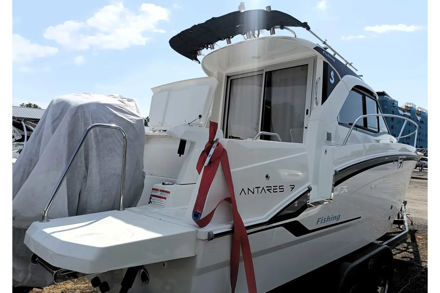 2023 Beneteau antares 7 fishing