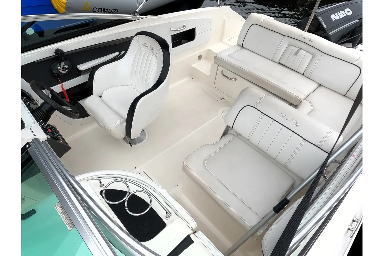 2014 Sea Ray sundeck 240