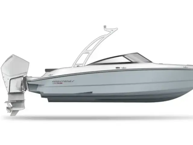 Monterey M225 Bowrider