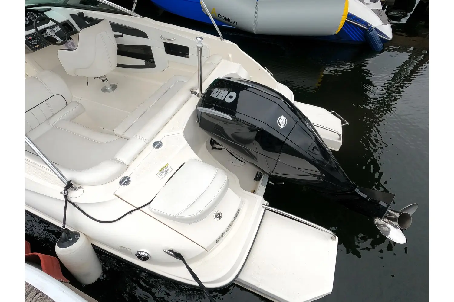 2014 Sea Ray sundeck 240