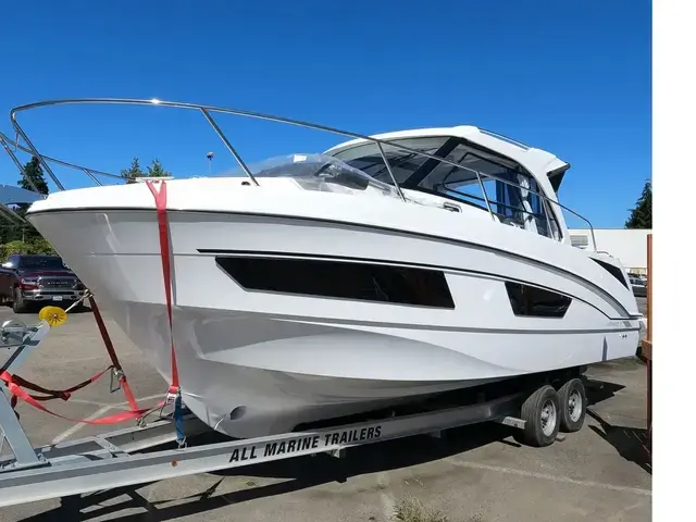 Beneteau Antares 9