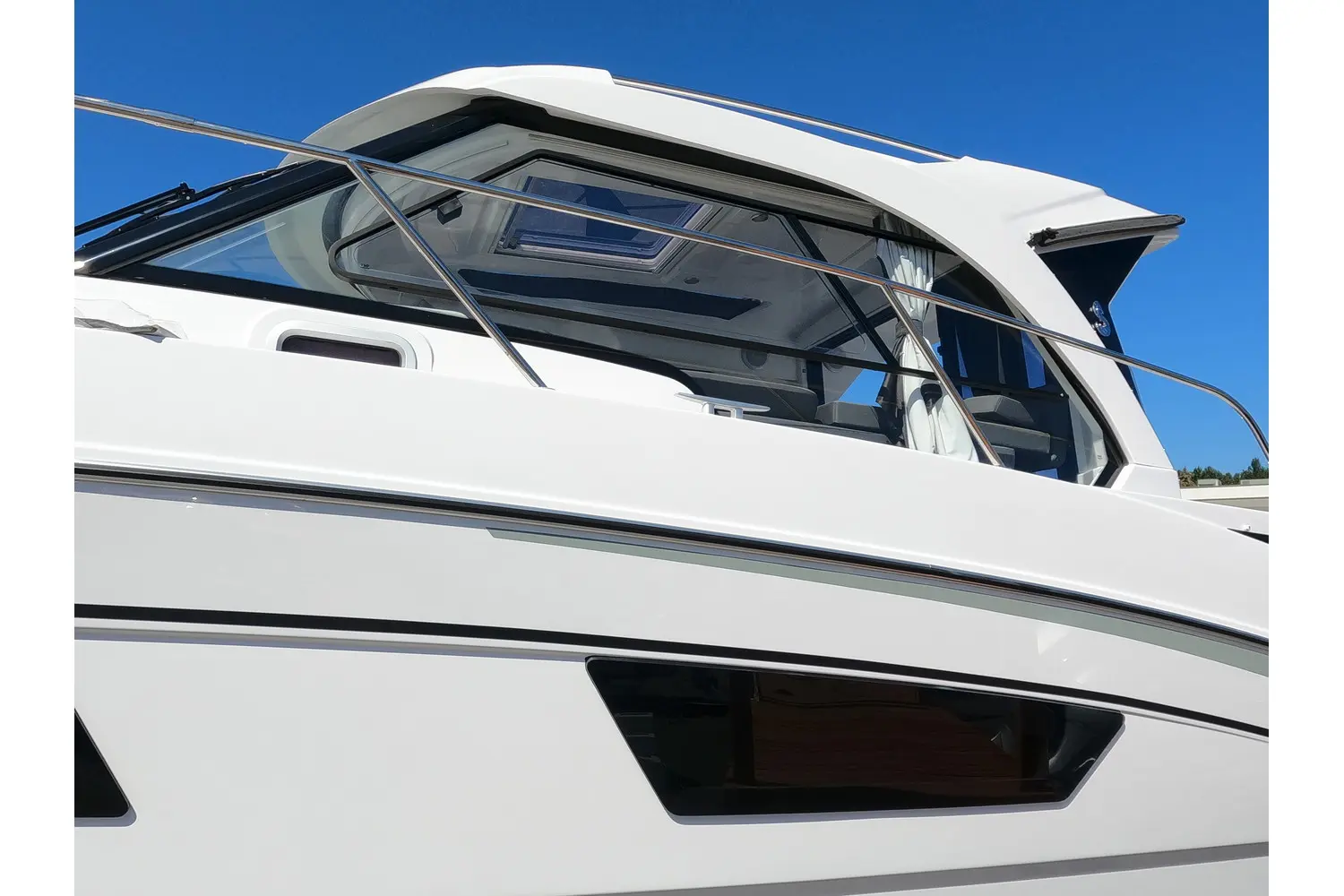 2025 Beneteau antares 9