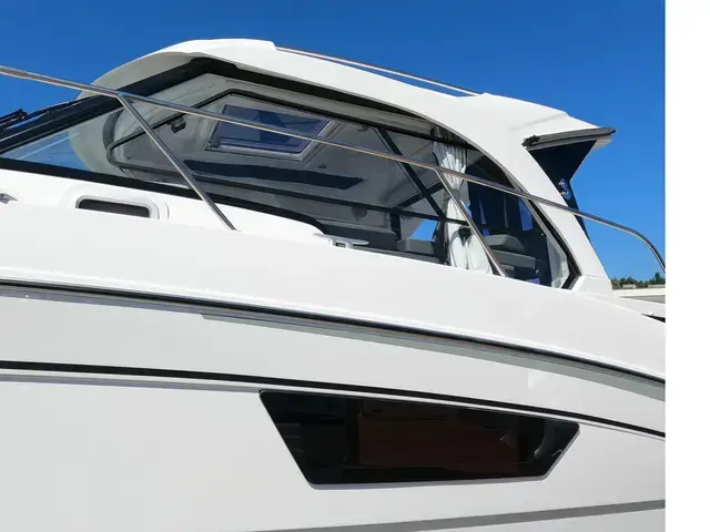 Beneteau Antares 9