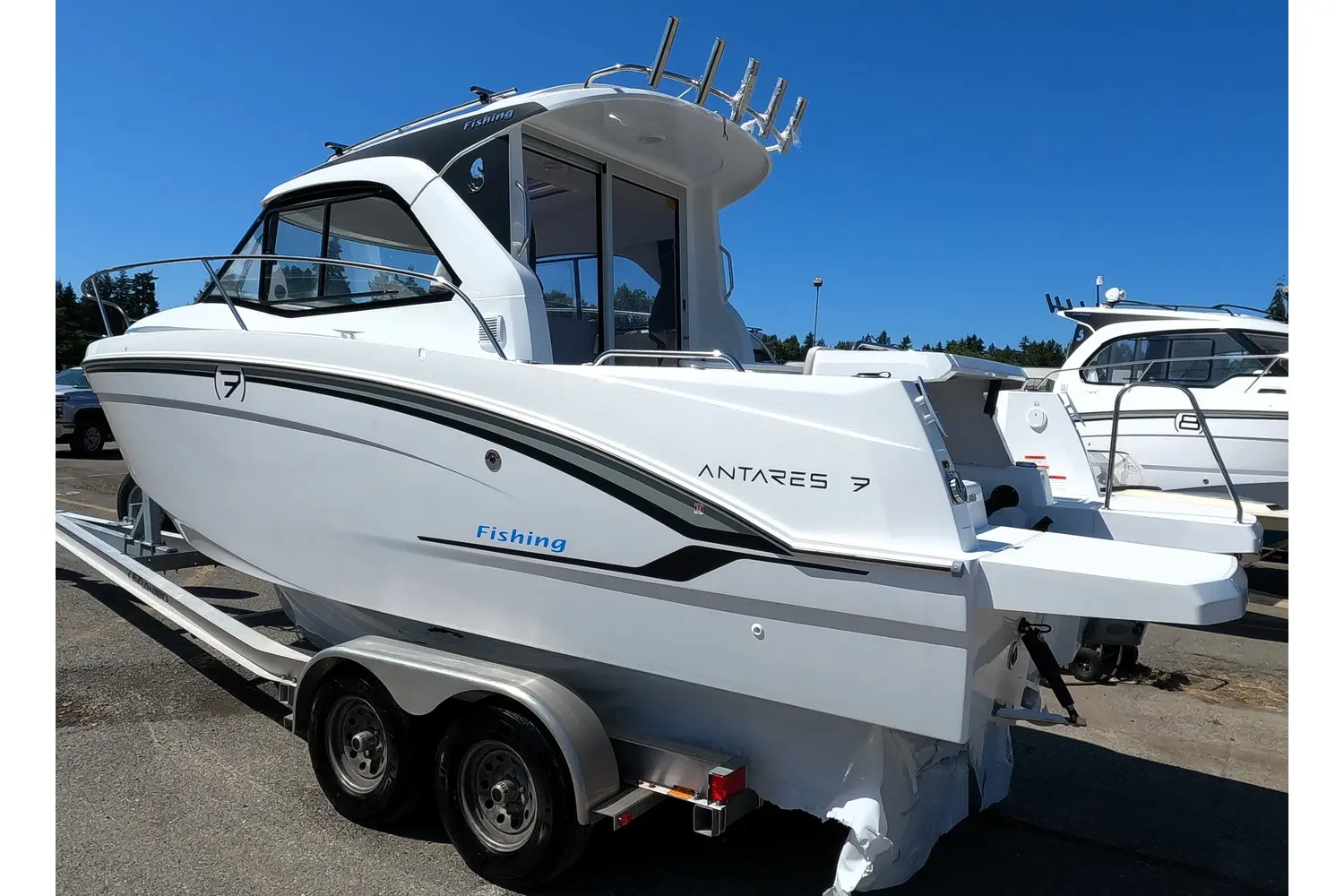 2024 Beneteau antares 7 fishing