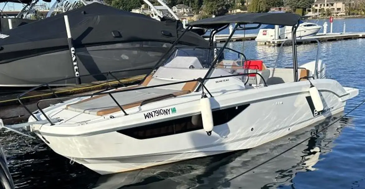 2022 Beneteau flyer 8 sundeck