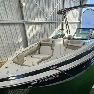 2022 Crownline 260SS