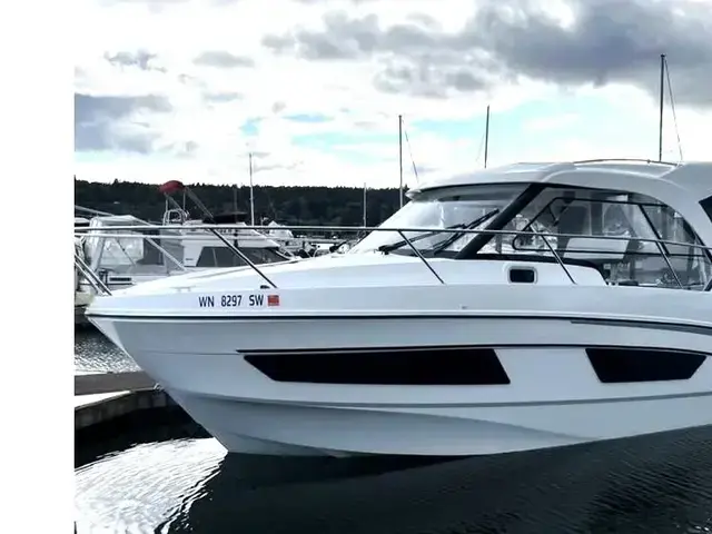 Beneteau Antares 9