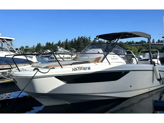 Beneteau Flyer 8 Sundeck