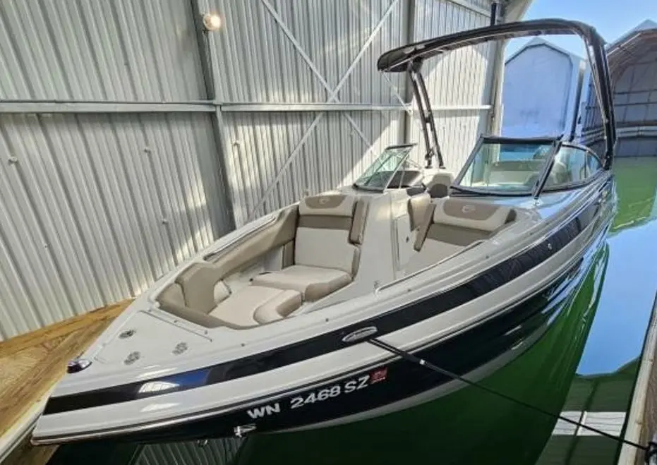 2022 Crownline 260ss