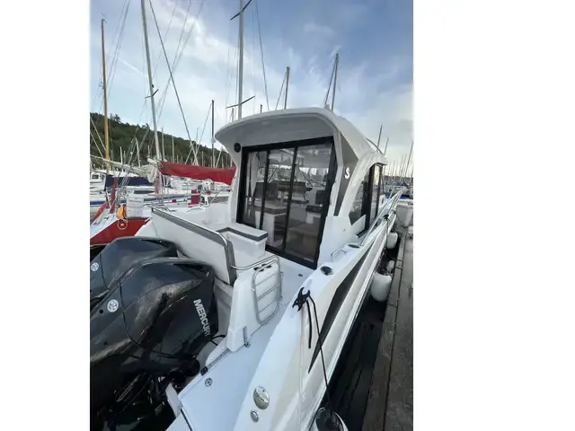 Beneteau Antares 9