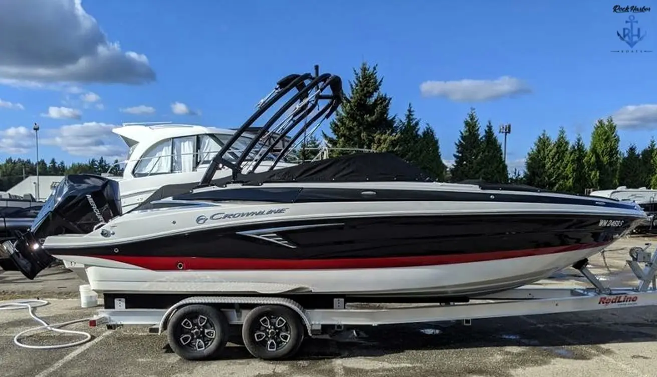 2022 Crownline 260ss