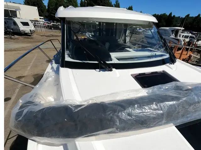 Beneteau Antares 9